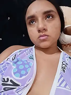 Snapshot of Valentina_Narvaez chatting on 13, 6, 2026 Valentina Narvaez online show from 13, 6, 2026