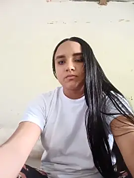Snapshot of Valentina_Narvaez chatting on 15, 6, 2026 Valentina Narvaez online show from 15, 6, 2026