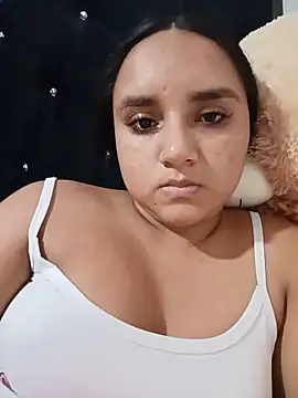Snapshot of Valentina_Narvaez chatting on 10, 6, 2026 Valentina Narvaez online show from 10, 6, 2026