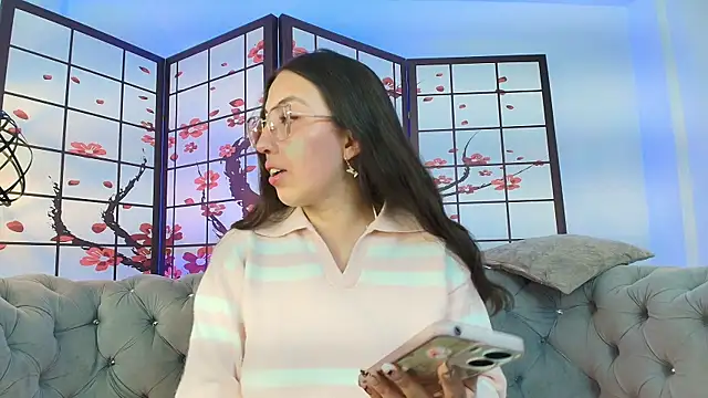 sweetlyundone online show from 4, 6, 2026