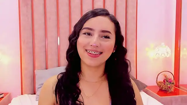 Snapshot of Zoe_Monrow chatting on 30, 5, 2026 Zoe Monrow online show from 30, 5, 2026