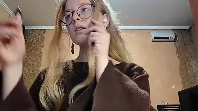 KateVibe 01 online show from 16, 5, 2026