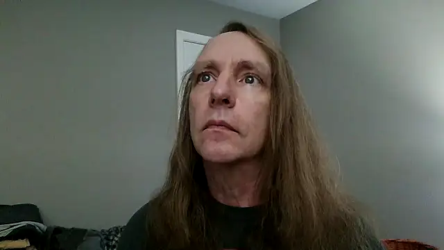 Snapshot of Magnus_Luv chatting on 8, 7, 2026 Magnus Luv online show from 8, 7, 2026