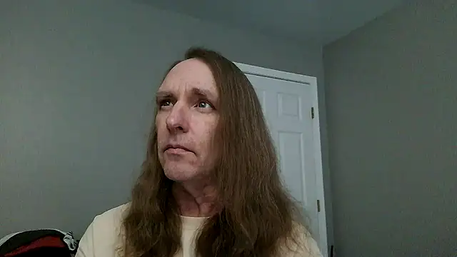 Snapshot of Magnus_Luv chatting on 6, 6, 2026 Magnus Luv online show from 6, 6, 2026