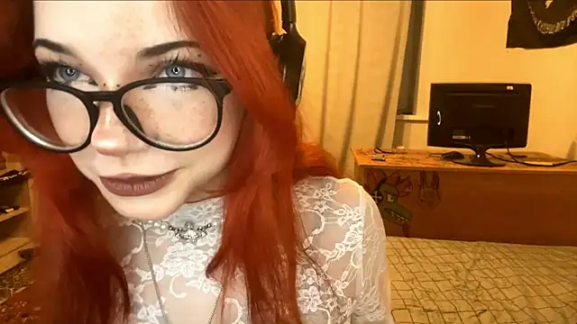 RedHeadCat online show from 12, 5, 2026