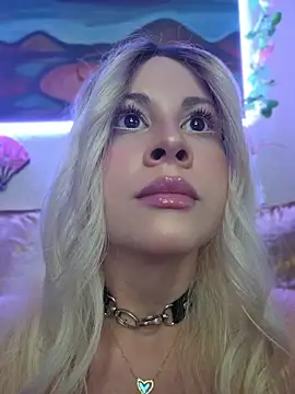 ItsAuroraBorealis online show from 22, 5, 2026