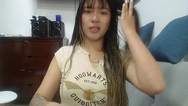 Snapshot of hannajonnes1 chatting on 21, 4, 2026 hannajonnes1 online show from 21, 4, 2026