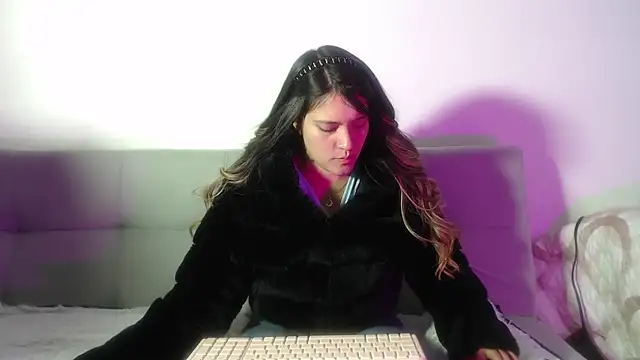 hannajonnes1 online show from 25, 7, 2026