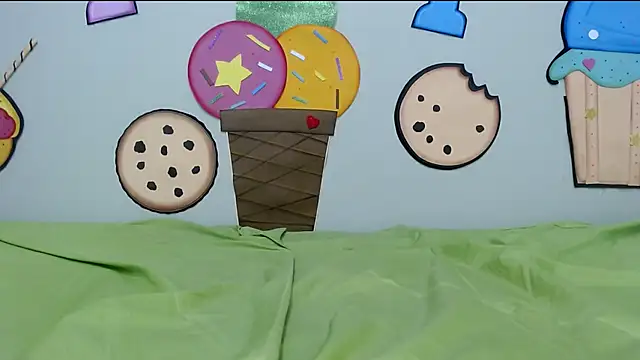 pamelaskiny20 online show from 12, 4, 2026