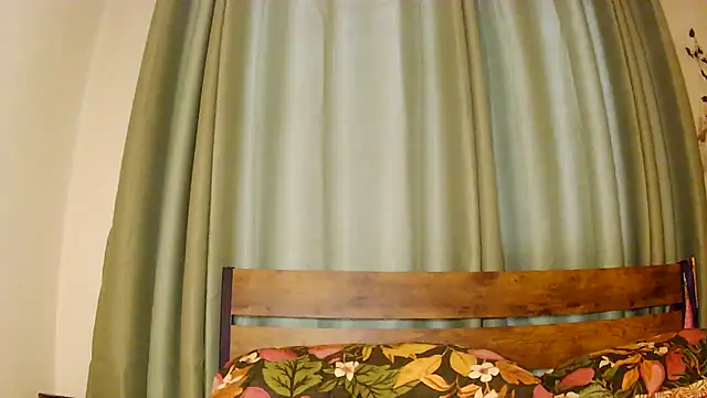 Snapshot of Theone_T chatting on 5, 5, 2026 Theone T online show from 5, 5, 2026