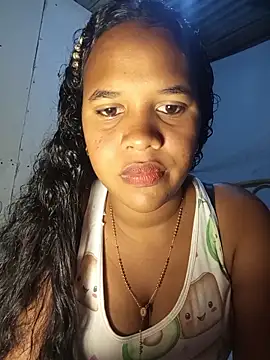 Snapshot of michelle_castillo chatting on 28, 4, 2026 michelle castillo online show from 28, 4, 2026