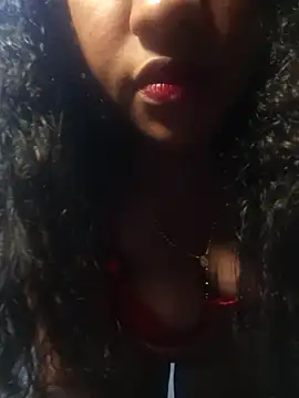 Snapshot of michelle_castillo chatting on 3, 5, 2026 michelle castillo online show from 3, 5, 2026
