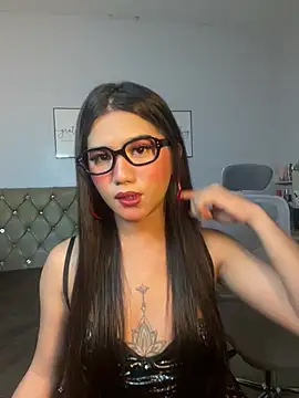 JassmineLove online show from 4, 7, 2026