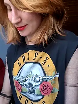 Julialexxxx online show from 8, 4, 2026