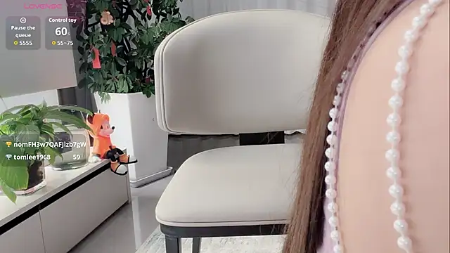 Snapshot of tingting-youu chatting on 15, 4, 2026 tingting-youu online show from 15, 4, 2026