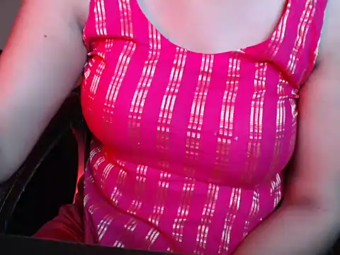 Snapshot of Kiarax1 chatting on 22, 5, 2026 Kiarax1 online show from 22, 5, 2026