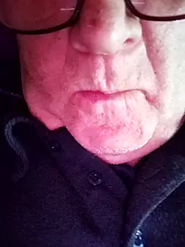 Snapshot of lickboy40 chatting on 11, 5, 2026 lickboy40 online show from 11, 5, 2026