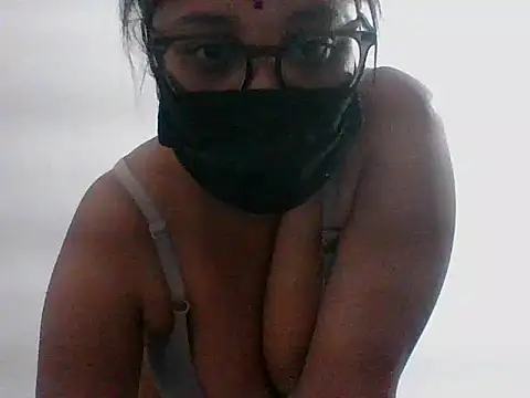 sexy nita online show from 11, 4, 2026