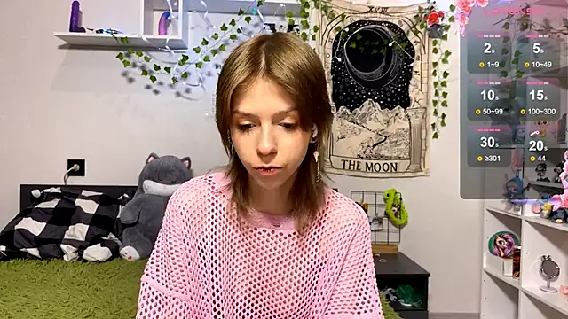 LunaBless online show from 15, 4, 2026