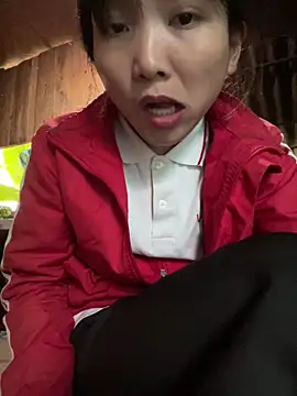  Mochi squirt   online show from 1, 5, 2026