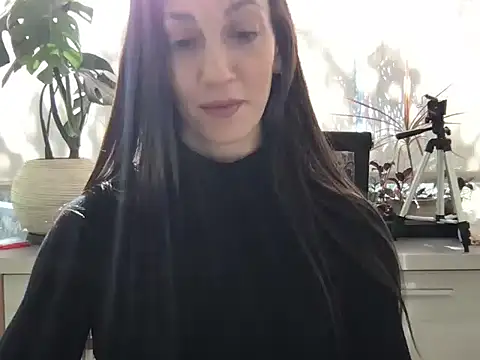 Snapshot of canduxgirl chatting on 14, 5, 2026 canduxgirl online show from 14, 5, 2026