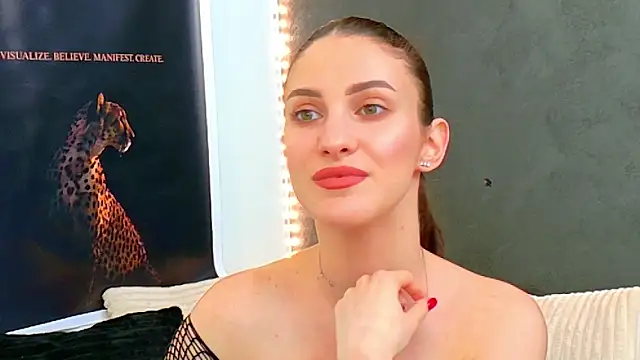Amira a online show from 8, 4, 2026