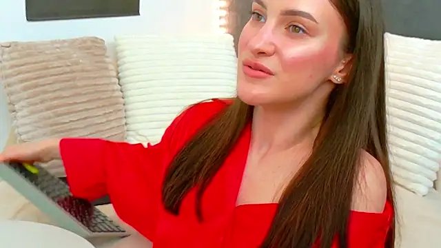 Snapshot of Amira_a chatting on 7, 7, 2026 Amira a online show from 7, 7, 2026