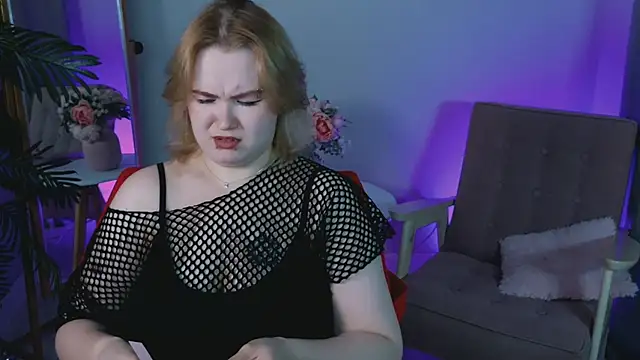 FionaxRider  online show from 9, 4, 2026