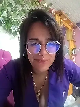 rochylinda online show from 5, 4, 2026