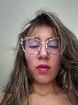 Snapshot of Mar_puentes chatting on 28, 4, 2026 Mar puentes online show from 28, 4, 2026