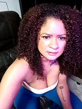 Snapshot of JessyFon chatting on 20, 4, 2026 JessyFon online show from 20, 4, 2026