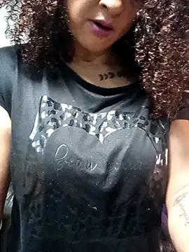 Snapshot of JessyFon chatting on 6, 4, 2026 JessyFon online show from 6, 4, 2026