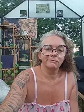 Blondejenn online show from 8, 7, 2026