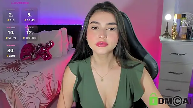 Snapshot of esmeralda_le chatting on 16, 4, 2026 esmeralda le online show from 16, 4, 2026
