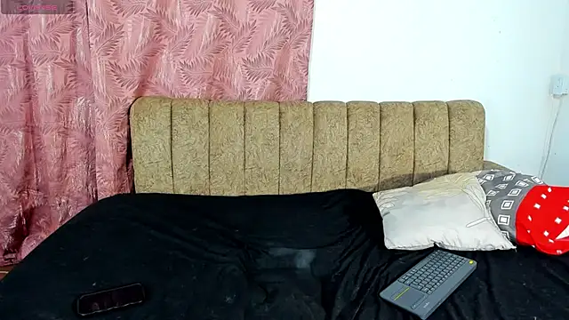 iisabella1 online show from 22, 4, 2026