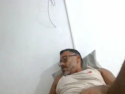 paizao1977brazil online show from 11, 4, 2026