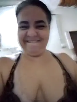 Snapshot of Golositadeamor chatting on 9, 6, 2026 Golositadeamor online show from 9, 6, 2026