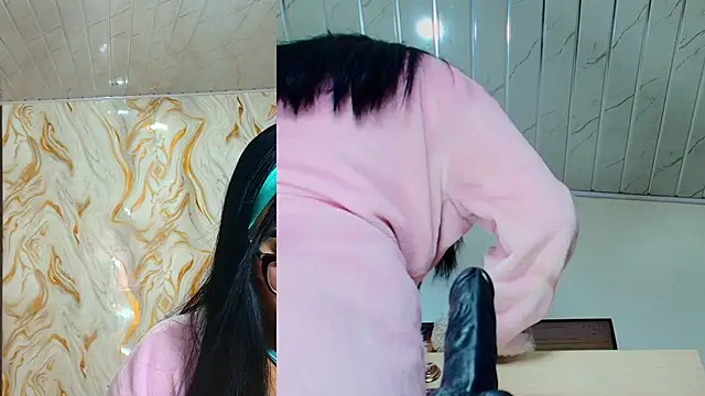 Snapshot of peachy__baby chatting on 3, 7, 2026 peachy baby online show from 3, 7, 2026