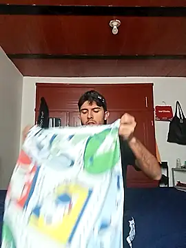 Snapshot of RodrigoColby2 chatting on 12, 4, 2026 RodrigoColby2 online show from 12, 4, 2026