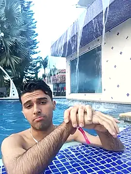 Snapshot of RodrigoColby2 chatting on 27, 4, 2026 RodrigoColby2 online show from 27, 4, 2026