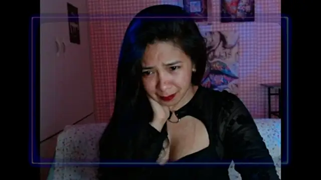 Snapshot of Sexy_Love_88 chatting on 12, 4, 2026 Sexy Love 88 online show from 12, 4, 2026
