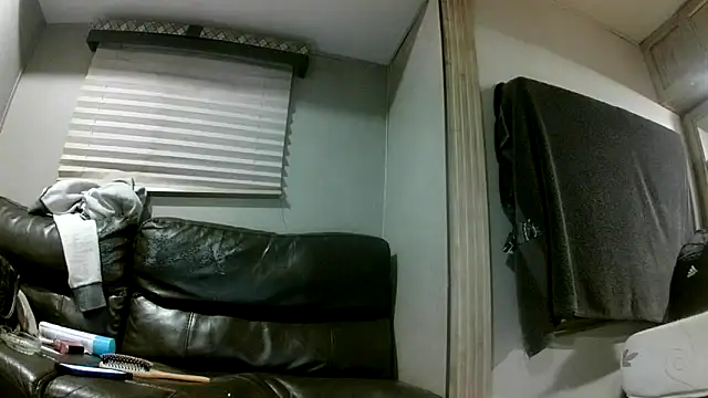 Snapshot of GypsiiCornel chatting on 6, 5, 2026 GypsiiCornel online show from 6, 5, 2026