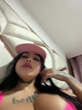 Snapshot of Milk_lee7 chatting on 18, 7, 2026 Milk lee7 online show from 18, 7, 2026