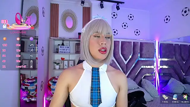 Snapshot of Eva__Walker chatting on 9, 7, 2026 Eva Walker online show from 9, 7, 2026