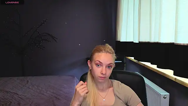 Snapshot of SonnySofia chatting on 12, 5, 2026 SonnySofia online show from 12, 5, 2026