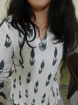 Monika kumari6 online show from 17, 4, 2026