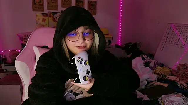 ZoeyDoll  online show from 21, 4, 2026