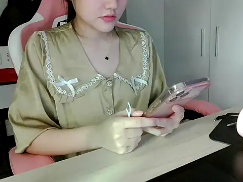 lucienguyen online show from 6, 6, 2026