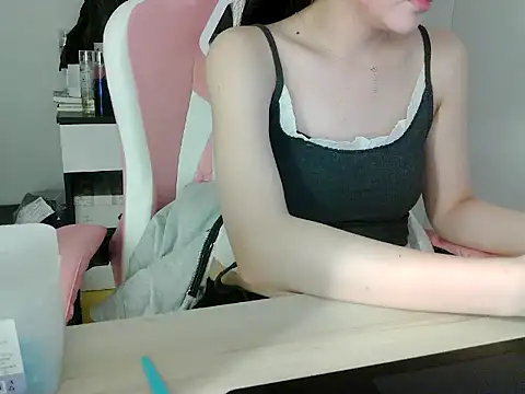 lucienguyen online show from 17, 5, 2026