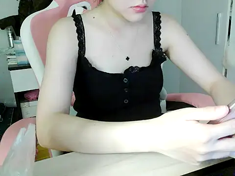 lucienguyen online show from 10, 4, 2026